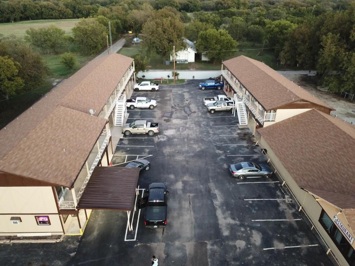 Executive Inn San Saba Exteriör bild